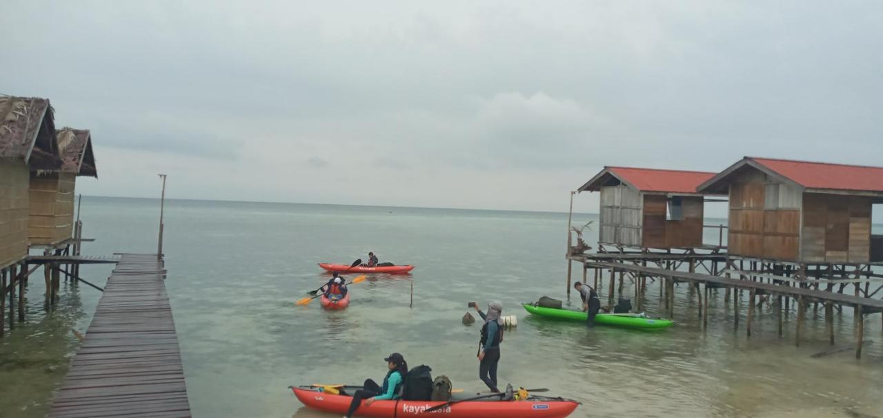 Landhuis Arborek Diving R4 Besir